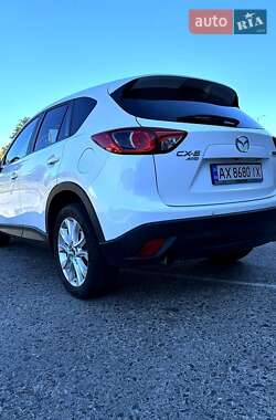 Позашляховик / Кросовер Mazda CX-5 2013 в 