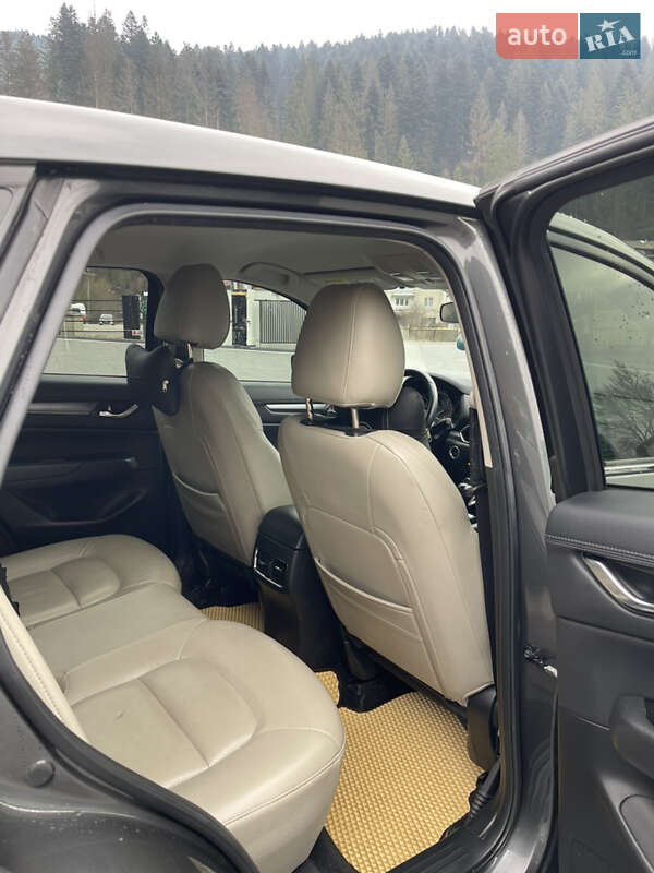 Внедорожник / Кроссовер Mazda CX-5 2017 в Межгорье