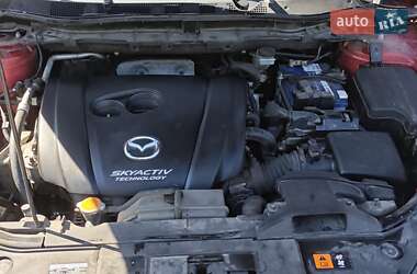 Позашляховик / Кросовер Mazda CX-5 2015 в 