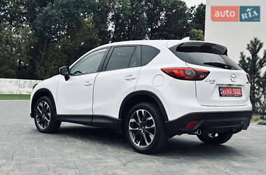 Позашляховик / Кросовер Mazda CX-5 2015 в 