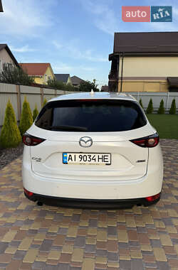Позашляховик / Кросовер Mazda CX-5 2017 в 