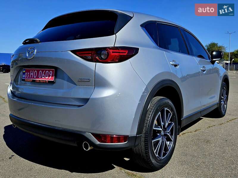 Позашляховик / Кросовер Mazda CX-5 2017 в Дніпрі