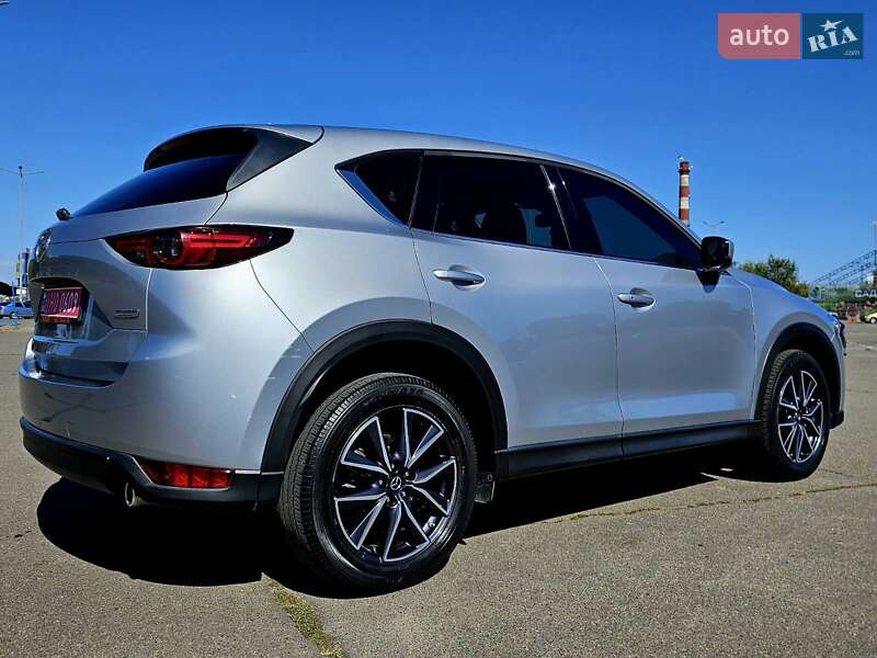 Позашляховик / Кросовер Mazda CX-5 2017 в Дніпрі