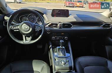Позашляховик / Кросовер Mazda CX-5 2017 в 