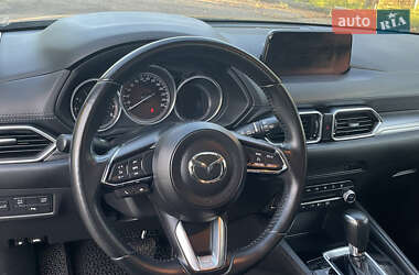 Позашляховик / Кросовер Mazda CX-5 2019 в 