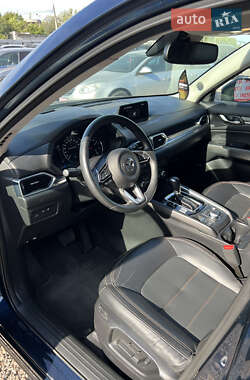 Позашляховик / Кросовер Mazda CX-5 2019 в 