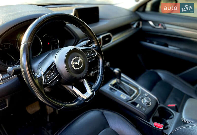 Позашляховик / Кросовер Mazda CX-5 2018 в Києві