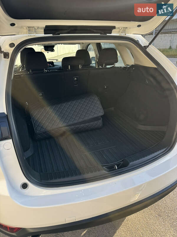 Внедорожник / Кроссовер Mazda CX-5 2019 в Киеве фото 11 Внедорожник / Кроссовер Mazda CX-5 2019 в Киеве