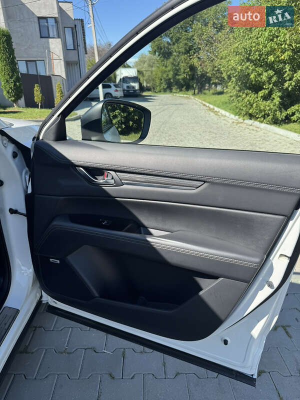 Внедорожник / Кроссовер Mazda CX-5 2018 в Черновцах