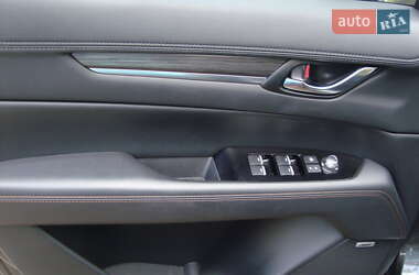 Позашляховик / Кросовер Mazda CX-5 2020 в 