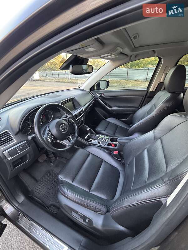Позашляховик / Кросовер Mazda CX-5 2016 в Дніпрі
