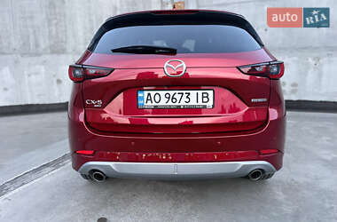 Позашляховик / Кросовер Mazda CX-5 2024 в 
