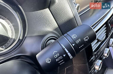 Позашляховик / Кросовер Mazda CX-5 2013 в 