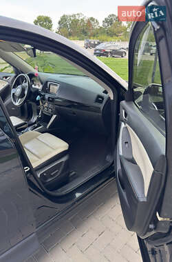 Позашляховик / Кросовер Mazda CX-5 2014 в 