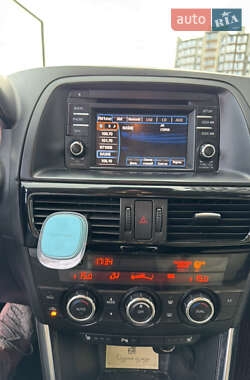 Позашляховик / Кросовер Mazda CX-5 2014 в 