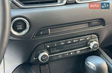 Внедорожник / Кроссовер Mazda CX-5 2024 в 