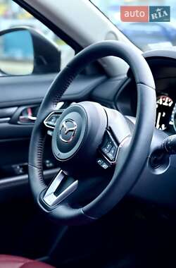 Внедорожник / Кроссовер Mazda CX-5 2024 в 