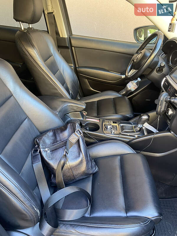 Позашляховик / Кросовер Mazda CX-5 2016 в Житомирі