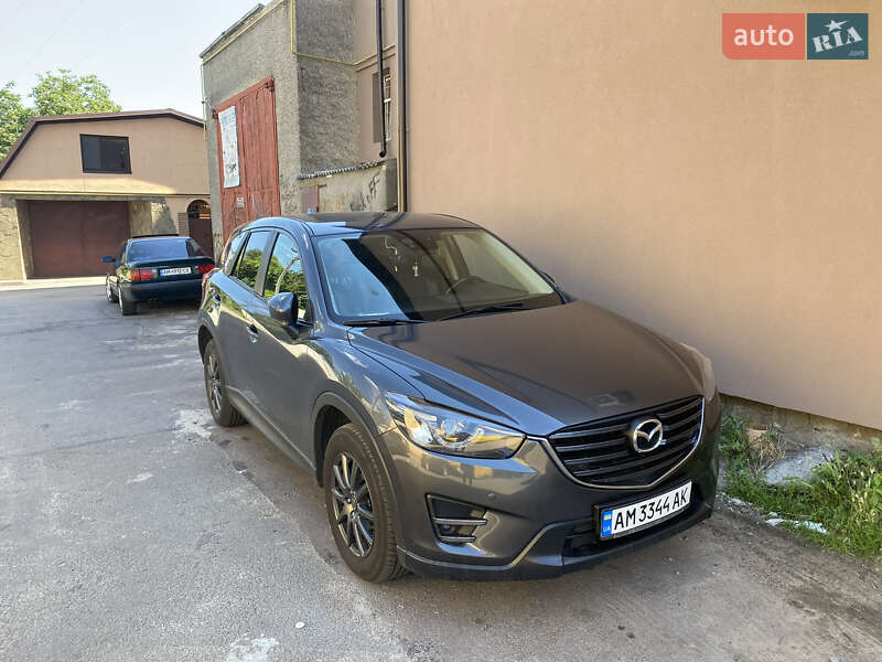 Позашляховик / Кросовер Mazda CX-5 2016 в Житомирі