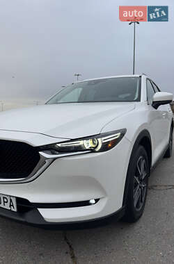 Внедорожник / Кроссовер Mazda CX-5 2018 в 