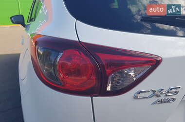 Позашляховик / Кросовер Mazda CX-5 2014 в 