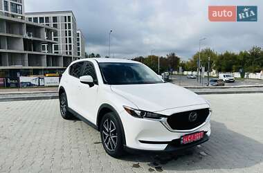 Позашляховик / Кросовер Mazda CX-5 2018 в 