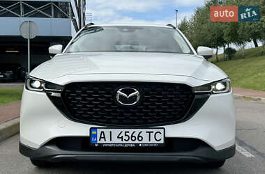 Внедорожник / Кроссовер Mazda CX-5 2023 в 