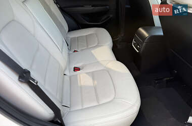 Внедорожник / Кроссовер Mazda CX-5 2023 в 