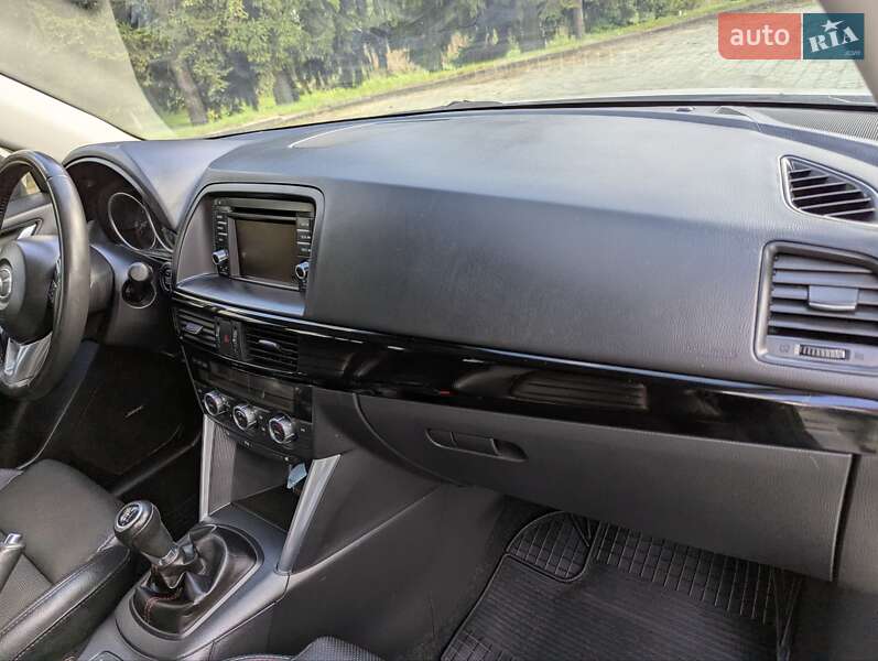 Позашляховик / Кросовер Mazda CX-5 2014 в Дубні