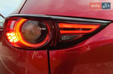 Внедорожник / Кроссовер Mazda CX-5 2017 в 