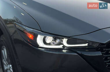 Позашляховик / Кросовер Mazda CX-5 2023 в 