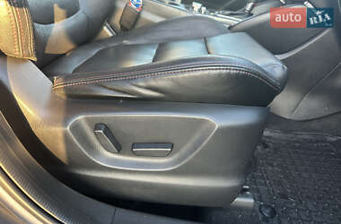 Позашляховик / Кросовер Mazda CX-5 2015 в 