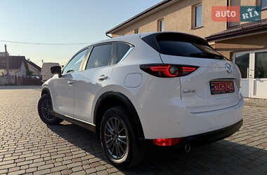 Внедорожник / Кроссовер Mazda CX-5 2018 в 