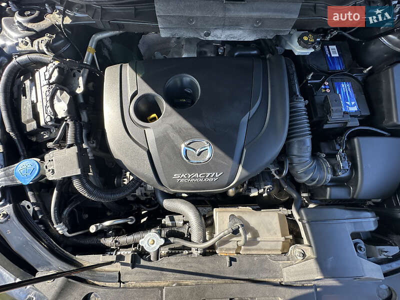 Внедорожник / Кроссовер Mazda CX-5 2015 в Каменском