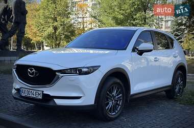 Позашляховик / Кросовер Mazda CX-5 2021 в 