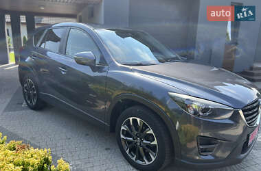 Внедорожник / Кроссовер Mazda CX-5 2016 в Нововолынске