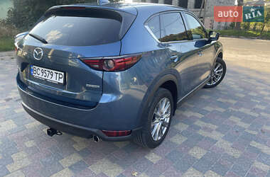 Позашляховик / Кросовер Mazda CX-5 2020 в 