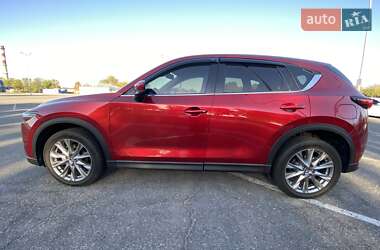 Позашляховик / Кросовер Mazda CX-5 2021 в 