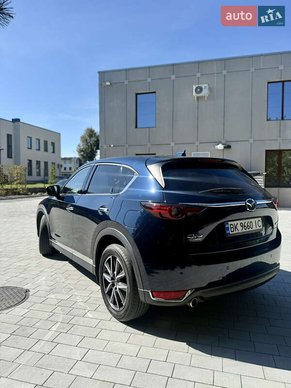Позашляховик / Кросовер Mazda CX-5 2017 в Луцьку