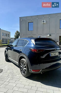 Внедорожник / Кроссовер Mazda CX-5 2017 в 