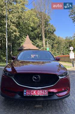 Позашляховик / Кросовер Mazda CX-5 2021 в 