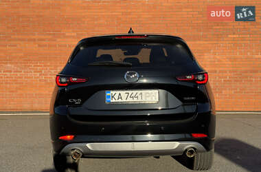Позашляховик / Кросовер Mazda CX-5 2024 в 