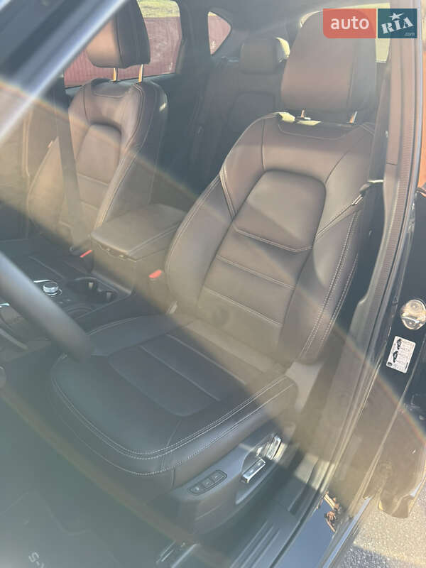 Внедорожник / Кроссовер Mazda CX-5 2024 в Киеве