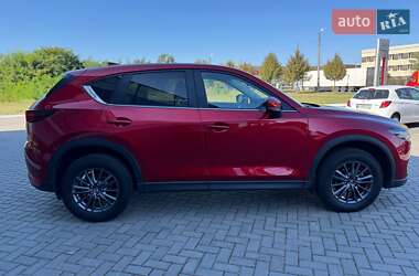 Позашляховик / Кросовер Mazda CX-5 2019 в 