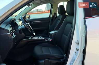 Позашляховик / Кросовер Mazda CX-5 2019 в 