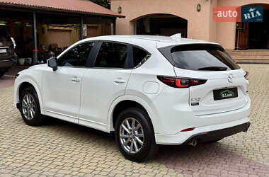 Внедорожник / Кроссовер Mazda CX-5 2023 в 