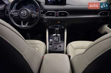 Позашляховик / Кросовер Mazda CX-5 2022 в 