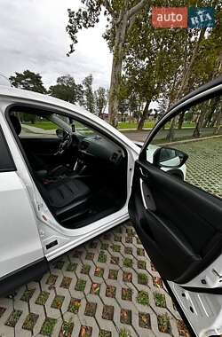 Внедорожник / Кроссовер Mazda CX-5 2013 в 