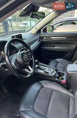 Позашляховик / Кросовер Mazda CX-5 2020 в 