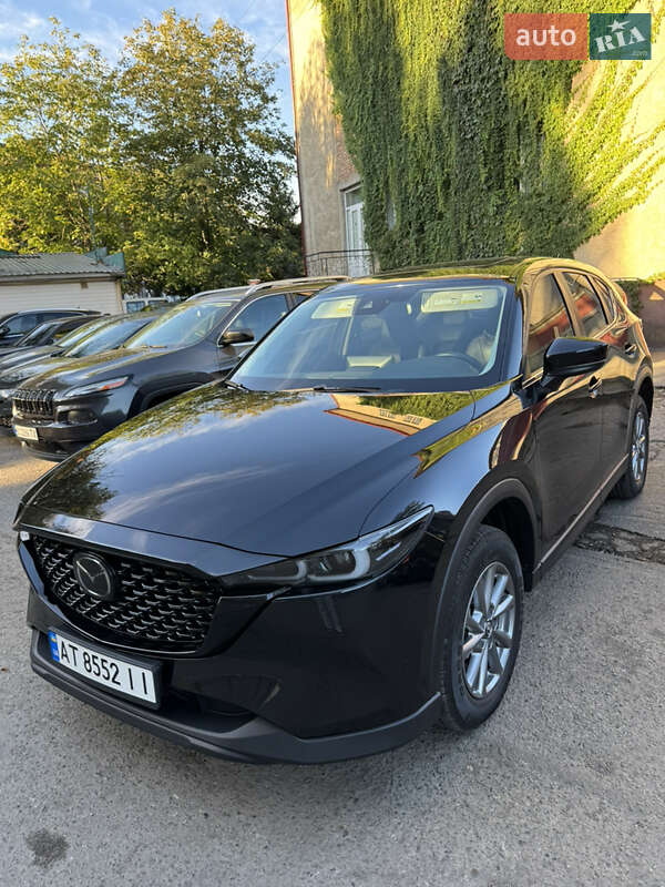 Позашляховик / Кросовер Mazda CX-5 2023 в 